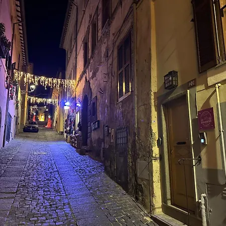 Bed&bikeitalia - - Al Borgo * Anguillara Sabazia
